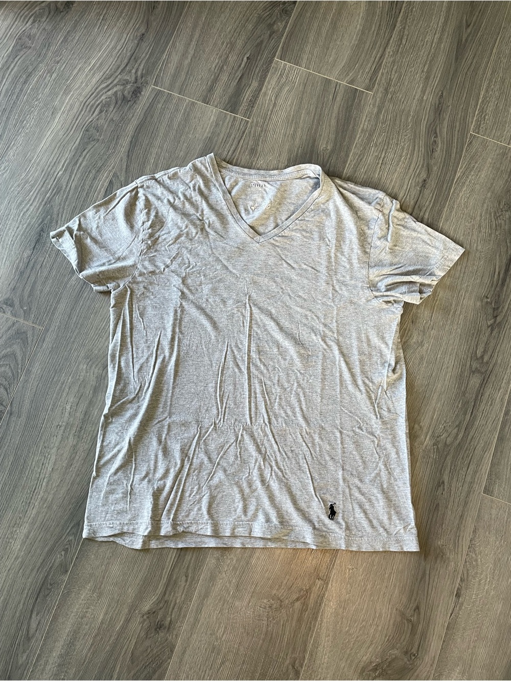 Polo Ralph Lauren grey v-neck t-shirt Men’s Size L Short Sleeve Tee Preppy Ivy